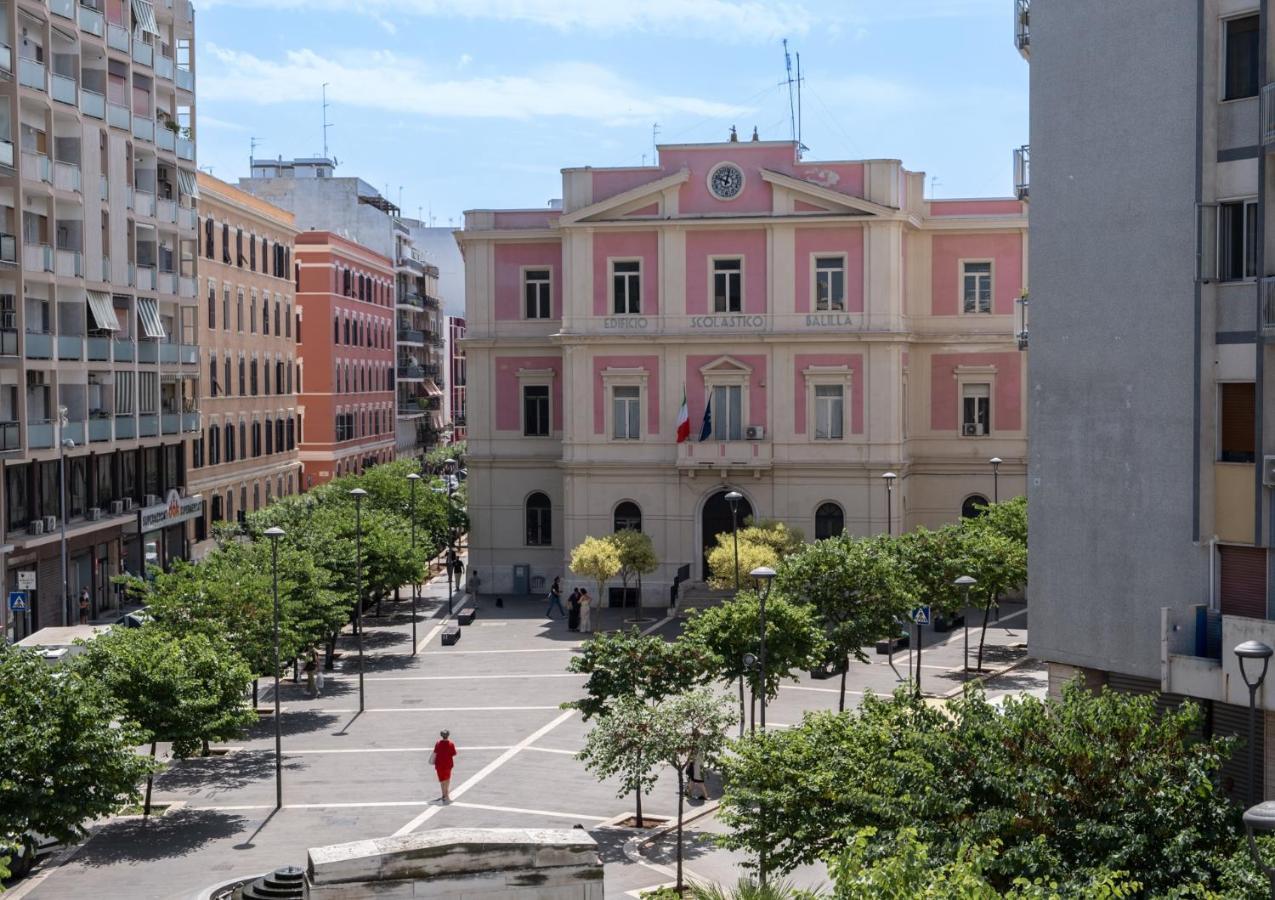 Palazzo Zippitelli Apartments Bari Exteriör bild