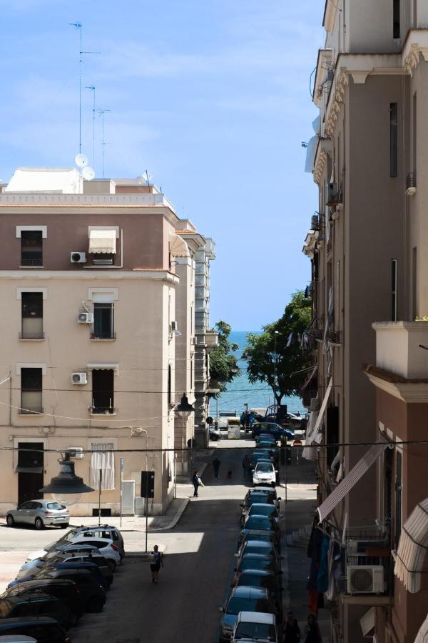 Palazzo Zippitelli Apartments Bari Exteriör bild